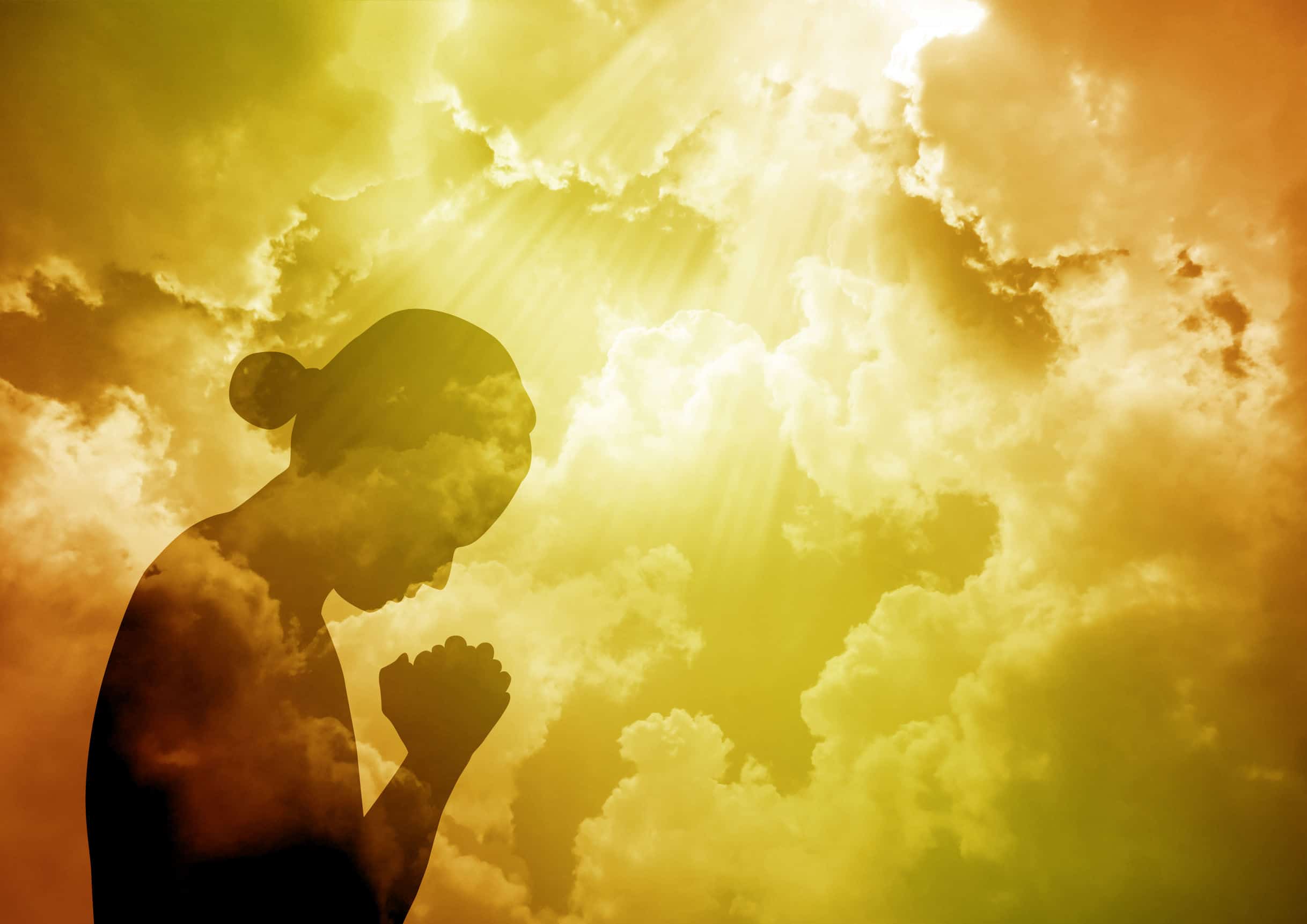 Woman in mighty prayer